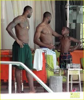 LeBron James & Dwyane Wade: Shirtless Miami Men!: Photo 2873