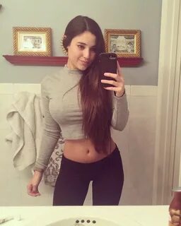 Angie Varona Pictures. Hotness Rating = 9.65/10