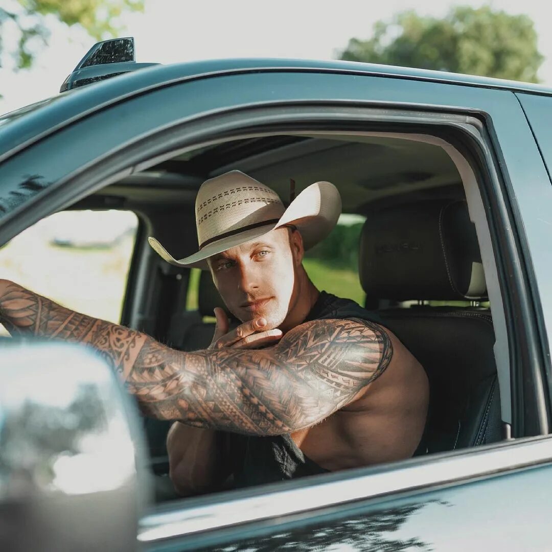 Nathan Webb в Instagram: "Are you riding Shotgun? 
