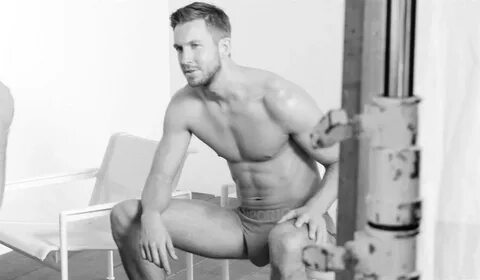 GymBunny.net в Твиттере: "Calvin Harris, posed almost nude f