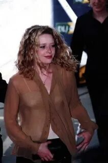 50 Hot Photos Of Natasha Lyonne - 12thBlog