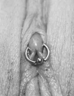 Klitoris Piercing - Piercing Studio Wien