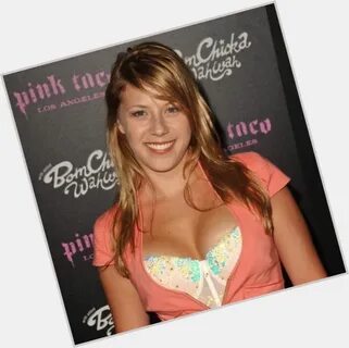 Jodie Sweetin Official Site for Woman Crush Wednesday #WCW