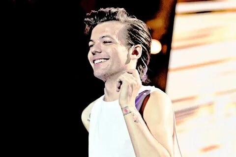 Louis Tomlinson - Best Fake Smile - YouTube