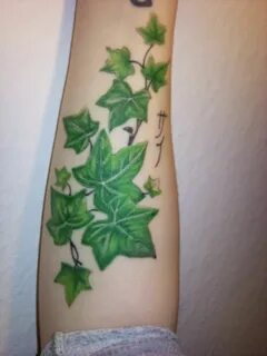 It looks ok Ivy tattoo, Mushroom tattoos, Tattoos for women