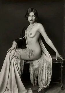 1920's Era Nude Ziegfeld Follies Girl Adrienne Ames-Black Et