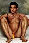Taylor Lautner Gay Nude image #33353