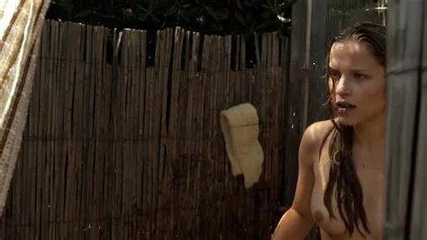 Nude Video Celebs Margaux Chatelier Nude La Baie Dalger 2012