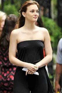 sexyandfamous: "Leighton Meester " Celebrities, Celebs, Leig