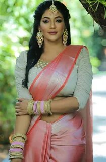 Reshma Pasupuleti Hot Pics In Silk Saree - Latest News pz10.