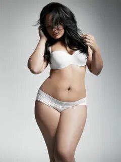 https://nudetits.org/natural+curvy+women