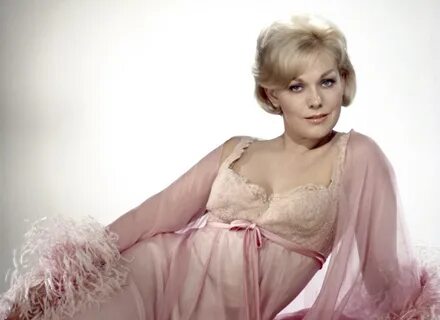 Kim Novak HD Wallpapers 7wallpapers.net