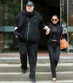 Visita a la mansión de Kim Dotcom - Yonkis.com