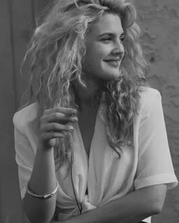 Drew barrymore Drew barrymore style, 90s style icons, 90s ha