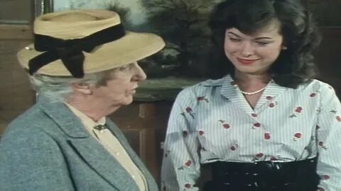 All comments for Miss Marple: The Moving Finger (1985) - Tra