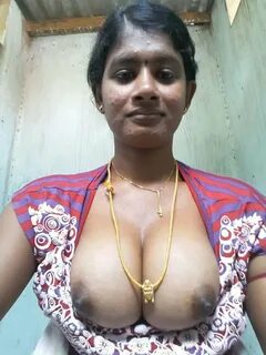 Real Tamil Girl Outdoor Nude. 