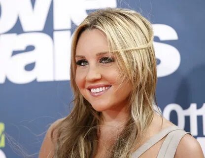 Amanda Bynes Is Out Of Rehab; Reportedly Wants To Go To Coll