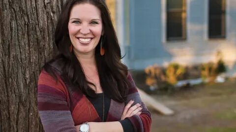 What Jen Hatmaker Gets Right about Christian Love... Christi