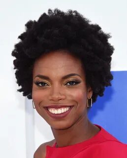 Actress Sasheer Zamata Speaks Outl About Colorism Allure