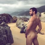Shirtless Men On The Blog: Max Adonis Mostra Il Sedere