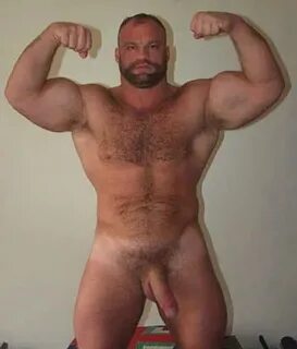 Muscle bear daddy