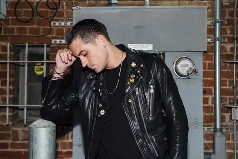HotNewHipHop on Twitter: "Looks like G-Eazy will be outselli