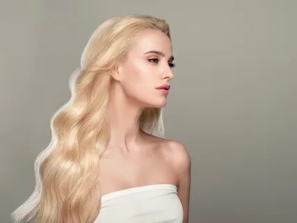 Фотография блондинок Волосы девушка Серый фон 2800x2100