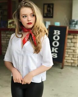 Jade Pettyjohn on Instagram: "Red lips, bandana, and book st