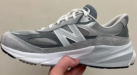 Embrace Your Inner Goddess With New Balance 2023 Femme Sneakers!