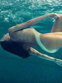 Natalie Coughlin nude in a pool Celebs Dump