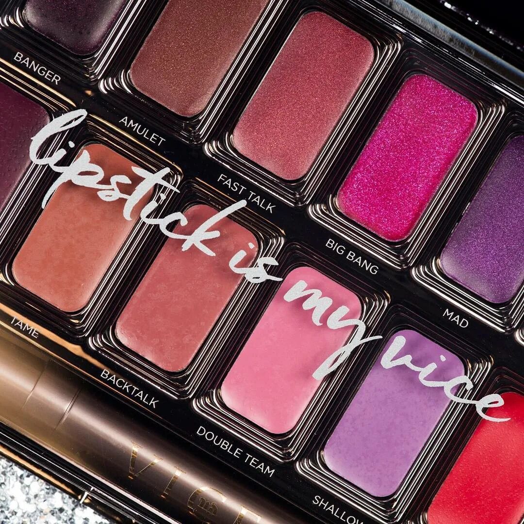 #LipstickIsMyVice #UrbanDecay» .