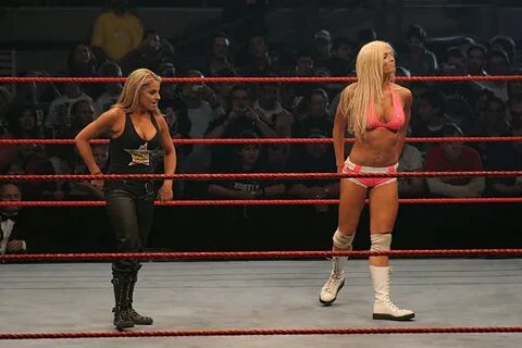 Who � s hotter.Trish Stratus or Torrie Wilson? Wrestling For