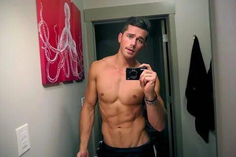 Erotic Gay Content (52K) Twitterissä: "Hot Youtubers #3 - Gay Guys (Travis Bryan
