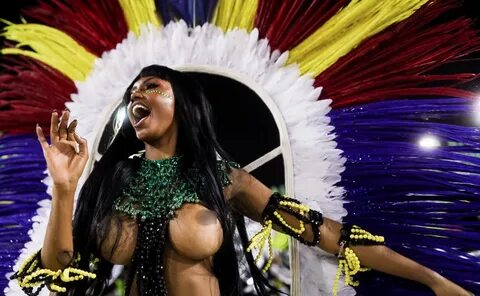 С голой грудью - под звуки музыки: карнавал в Рио-де-Жанейро