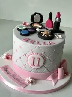 Makeup Cake Make up cake, Cake decorating with fondant, Cupc