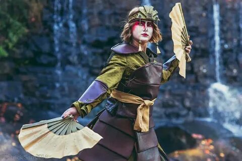 Kyoshi Warrior Cosplay by Rose Lyon Atelier