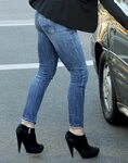 Kate Beckinsale - Jeans Candids in Los Angeles-06 GotCeleb