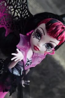 Monster High Ghouls Rule Draculaura Bratzylimz Flickr
