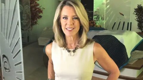 How Cutting Out Sugar Helped Inside Edition's Deborah Norvil