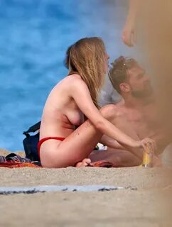 Diana Vickers Nude Tits in Spain - Scandal Planet