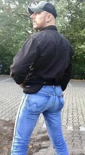 Wrangler Butts in 2020 Studded jeans, Tight jeans, Jeans