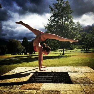 Sasha Cohen Does Sexy Yoga @ Platinum-celebs.com