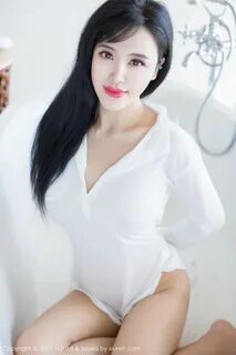 Liu Yu'er "White Shirt + Black Sexy Lingerie" 