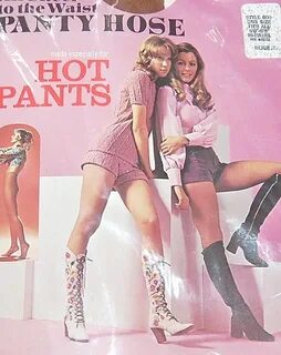 Hot pants from the 1960s...! Hot pants, Vintage outfits, Pan