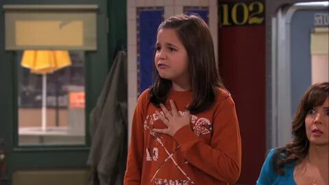 Wizards Of Waverly Place Maxine / Bailee Madison Shares Wiza