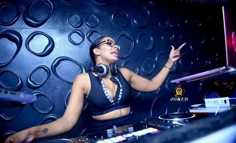 Hot Female DJ At Club Joker In Benin (Photos) - Romance - Ni