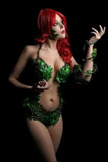 Cosplay wars: Poison vs. Poison Ivy