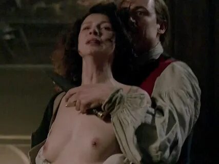 Caitriona Balfe & Nell Hudson Topless In Outlander - PaparaZ