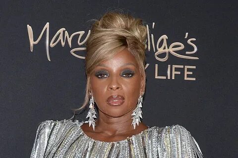Mary J. Blige Shines in a Daring Dress & Heels for 'My Life'