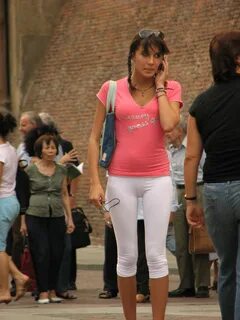 Slideshow mexican cameltoes.